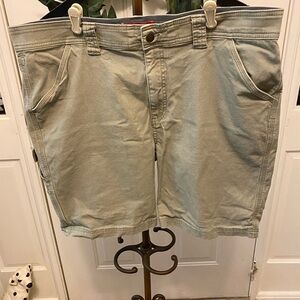 Coleman Outdoors  Army Green Shorts 38